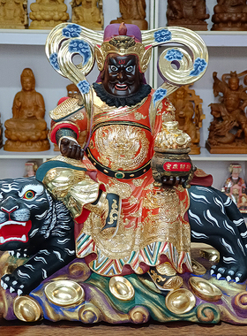 赵公明骑虎摆件香樟木雕居家客厅