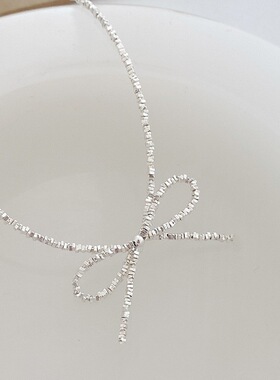 甜美蝴蝶结项链女简约时尚百搭个性创意感S925镀银锁骨链网红颈链