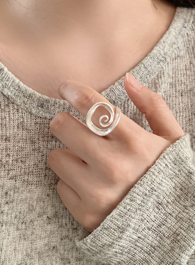 简约冷淡风女士螺旋开口戒指