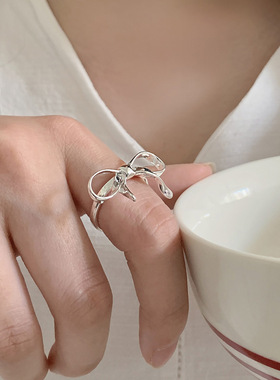 个性蝴蝶结戒指女几何线条绳结设计感开口指环ins风小众食指戒潮