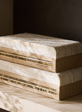 当代海派风格书柜装饰摆件高级感