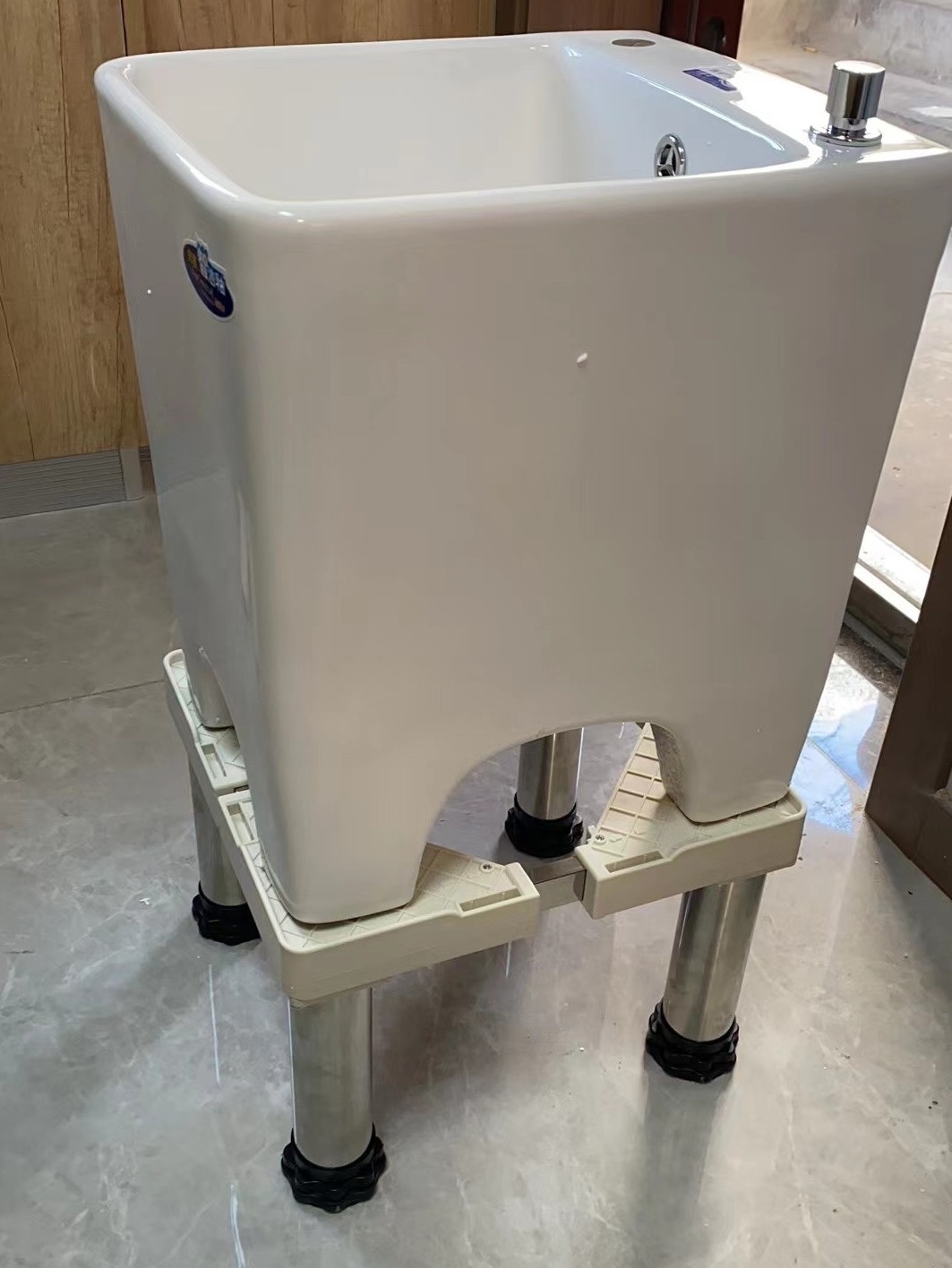 拖把池底座拖布池垫高支架墩布盆加高底架饮水机移动托架小型通用