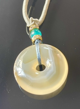 海洋玉髓平安扣 冲冠销量绑好出货量大请联系千牛人工客服