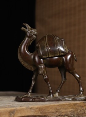 纯黄铜骆驼熏炉办公室桌摆件