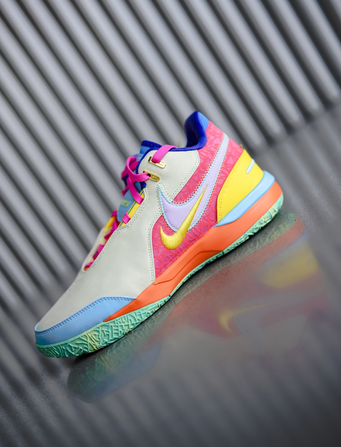 Nike LeBron NXXT Gen What The 粉紫黄詹姆斯男篮球鞋FJ1567-501 - 图1