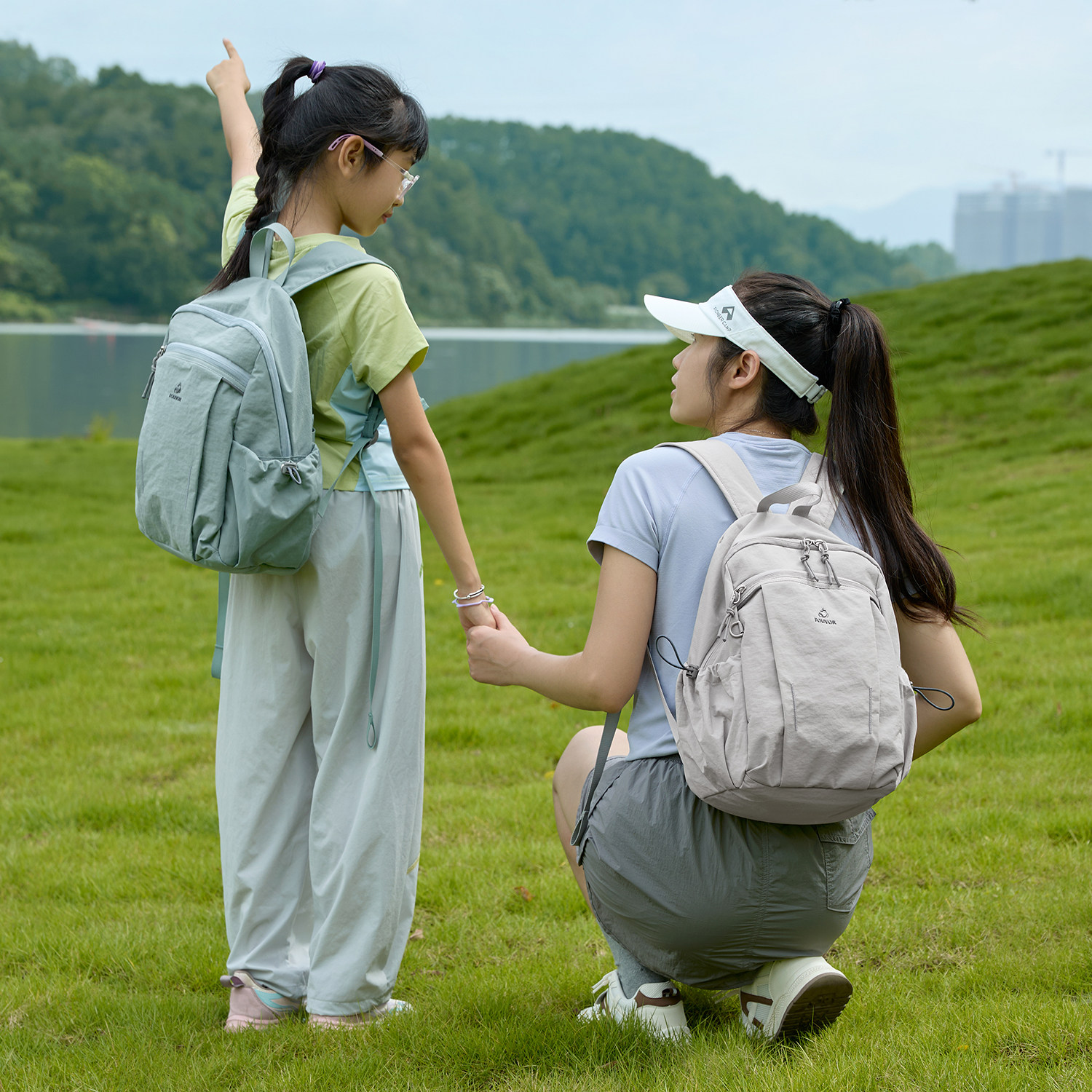 Firefox parent-child ultra-light Oxford cloth backpack