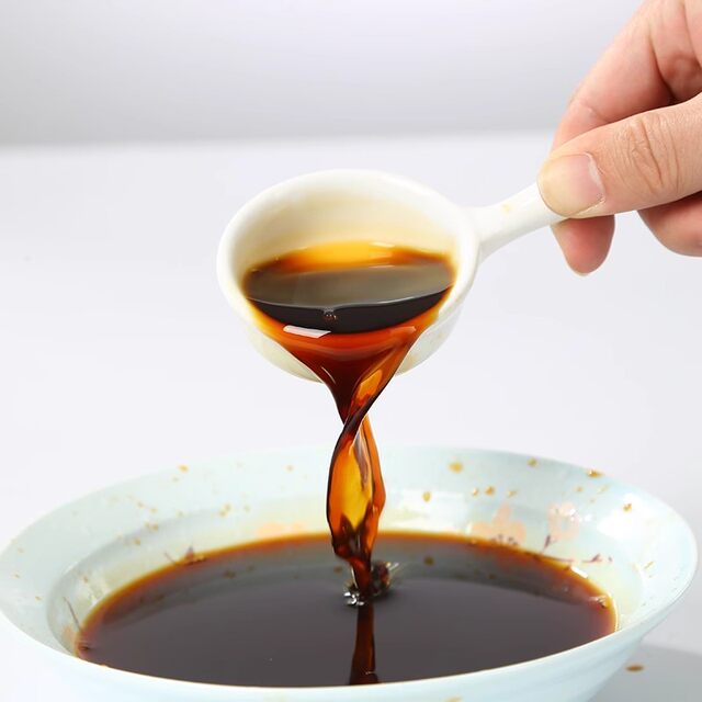 White Shark rice roll soy sauce oyster sauce rice roll rice roll special soy sauce concentrated soy sauce ເກືອສູງ dilute state 150ml*3
