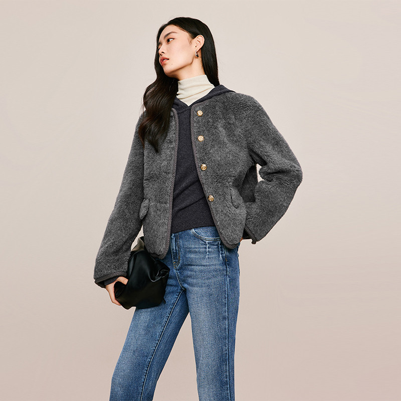 伊芙丽精致小香风毛毛外套2024秋款休闲百搭气质保暖短外套女,淘宝优惠券,粉丝福利购,淘宝优惠卷