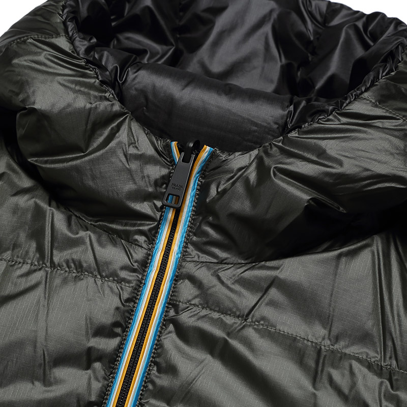 prada /普拉达连帽男装保暖白鹅绒 邦琦国际羽绒服