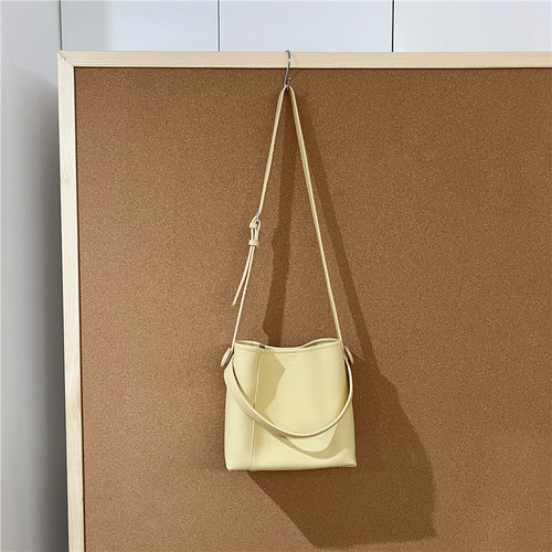 小脏柜 高级感小众荔枝纹手提水桶包复古日常通勤百搭单肩斜挎包 - 图2