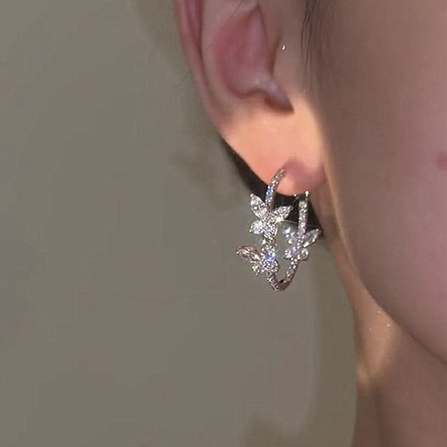 2024新款高级满锆石蝴蝶耳圈耳环轻奢小众设计气质百搭耳钉耳饰女 - 图0