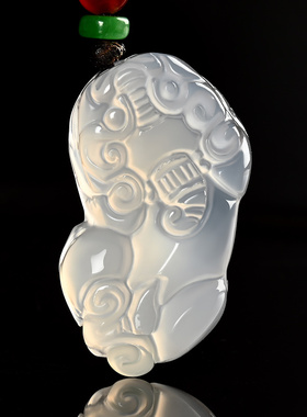 真玉吊坠招财貔貅玉佩