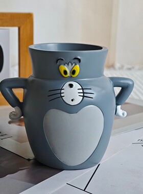 卡通变形汤姆猫笔筒文具收纳装饰学生大容量创意猫和老鼠笔筒树脂