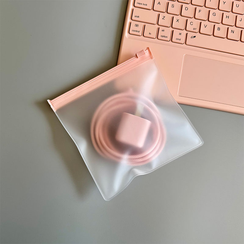 粉色数据线收纳袋女生旅行充电器收纳充电线理线拉链寝室桌面宿舍,淘宝优惠券,粉丝福利购,淘宝优惠卷