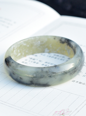 新疆和田玉青花手镯女款天然水墨画宽版泥鳅背平安镯59mm意境美