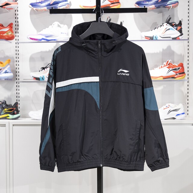 ເສື້ອກັນລົມກິລາ Li Ning ແມ່ນ windproof ແລະສະດວກສະບາຍ