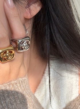 小香风金属光面质感花朵镂空方形戒指 ins高级感开口气质叠戴指环