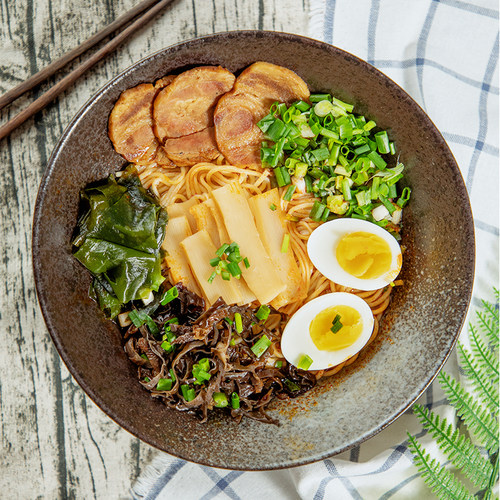 凡凡屋日式豚骨生拉面 日本叉烧半干鲜拉面速食湿面条整箱 - 图1