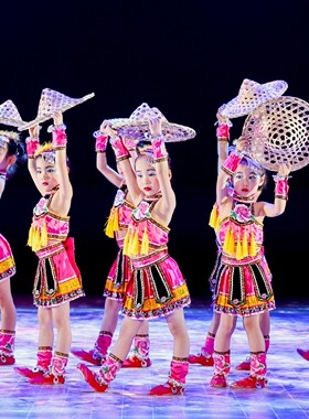 舞蹈斗笠帽子黎乡表演镂空我家