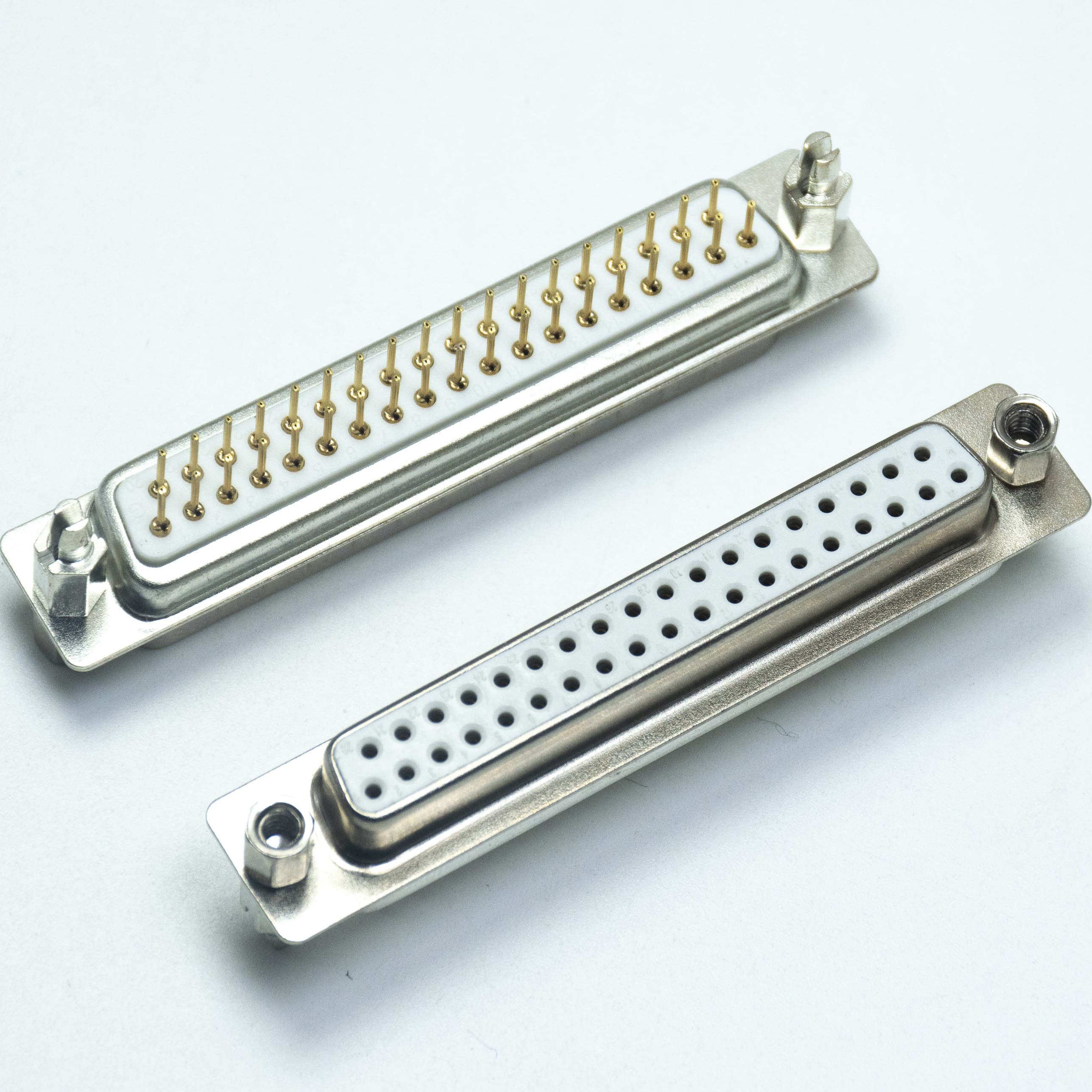 适用DR9/15/25/37 DB公头/母头 焊板插板式180度直针 串口VGA插座 - 图2