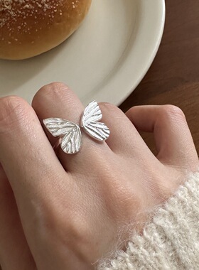甜酷蝴蝶戒指女叠戴优雅个性S925银开口指环ins小众设计食指戒潮