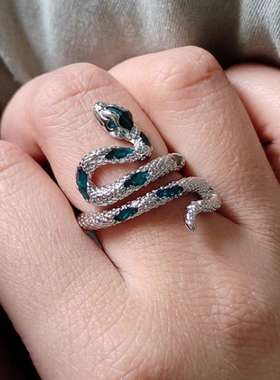 万圣节哥特开口蛇戒指红灵蛇指环