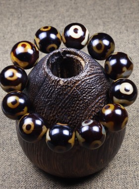 三眼天珠手串复古民族风手链玛瑙玉髓男霸气大饰品西藏天然玛瑙