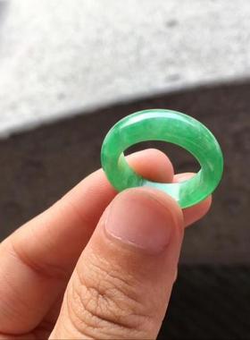 缅甸满绿干青铁龙生祖母翠色戒指