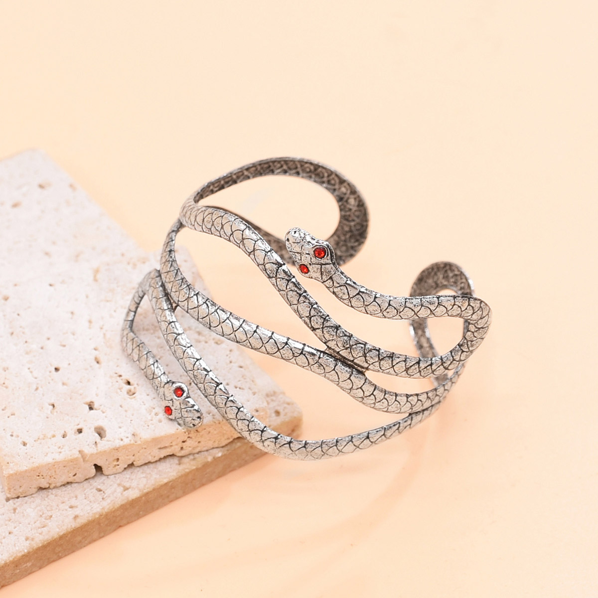 扭曲缠绕小蛇开口复古做旧手镯银色小众设计感手饰批发古风配饰 - 图0
