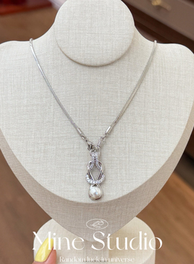 Mine Studio·马蹄扣天然珍珠项链轻奢小众设计感高级锁骨链颈链