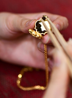 坛城嘎屋纯银镀金坛城嘎乌盒吊坠