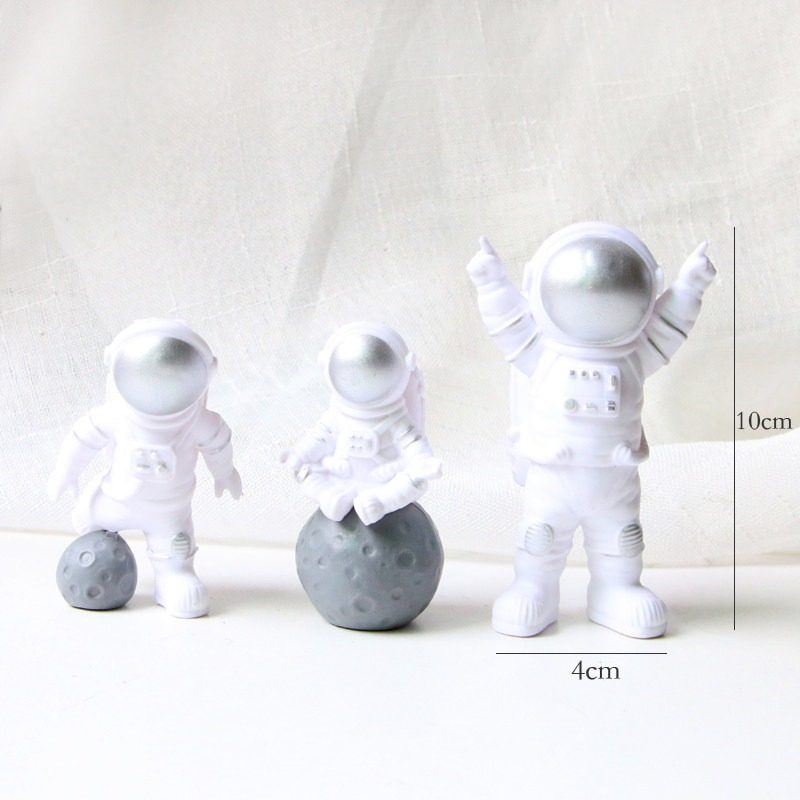 小红书同款男孩生日蛋糕装饰月亮月球宇航员公仔生日蛋糕卡通摆件,淘宝优惠券,粉丝福利购,淘宝优惠卷