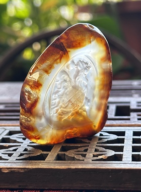 天然江料玛瑙高冰种刚透玉髓冰红原石一体雕刻生肖鸡吊坠挂件