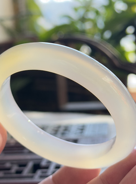 天然马料海洋玉髓高冰俏色鸿运当头一口糖白冰玛瑙手镯58口径