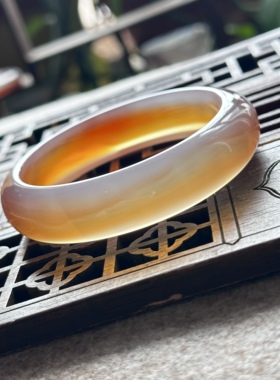 天然马料海洋玉髓高冰俏色鸿运当头黄冰冰红玛瑙手镯60口径