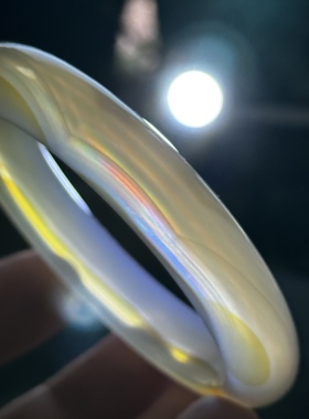 天然七彩极光彩虹光虹膜玛瑙手镯马料白冰俏色一线满圈多彩镯60口