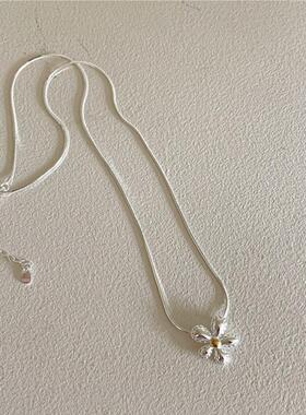 韩国韩版饰品 925纯银项链简约小众chic网红雏菊蛇骨项链
