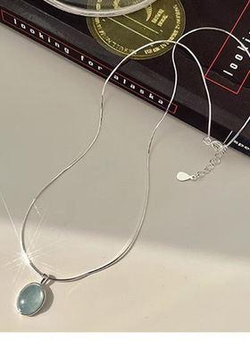 天然海蓝宝月光石项链ins风个性高级小众设计感椭圆吊坠蛇骨链女