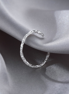s925纯银素圈糖纸戒指女简约通勤冷淡风ins不规则褶皱锡纸开口戒