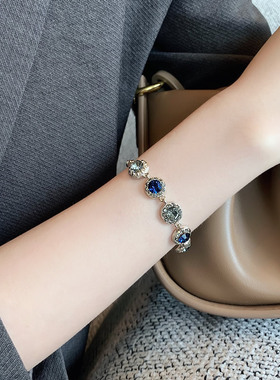 复古彩钻手链女ins小众设计手镯轻奢高级感简约冷淡风闺蜜手饰品