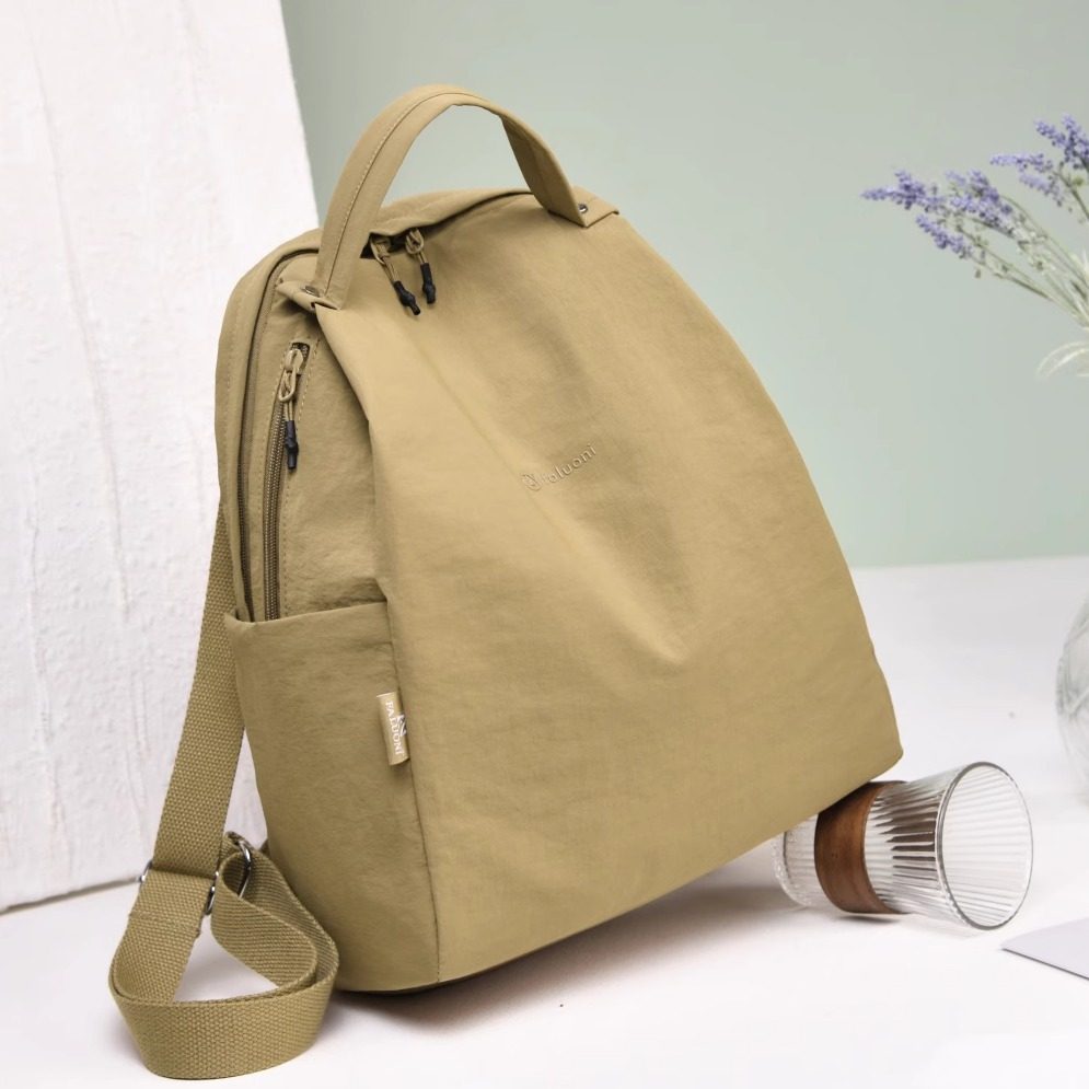 轻便防水双肩包女2025新款多隔层大容量背包休闲百搭徒步旅行包包,淘宝优惠券,粉丝福利购,淘宝优惠卷