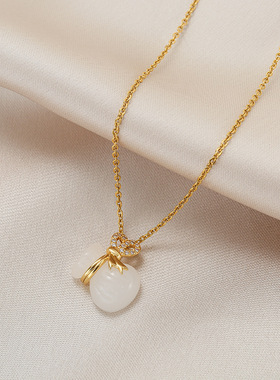 2021新款仿玉招财葫芦女镶钻项链