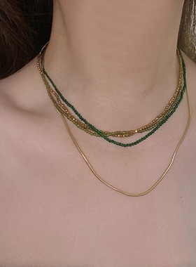 多层缠绕黑白米珠串珠蛇骨链项链