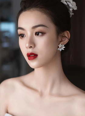 新款新娘时尚百搭超仙简约皇冠发箍闪钻头饰结婚女婚纱高级感发饰