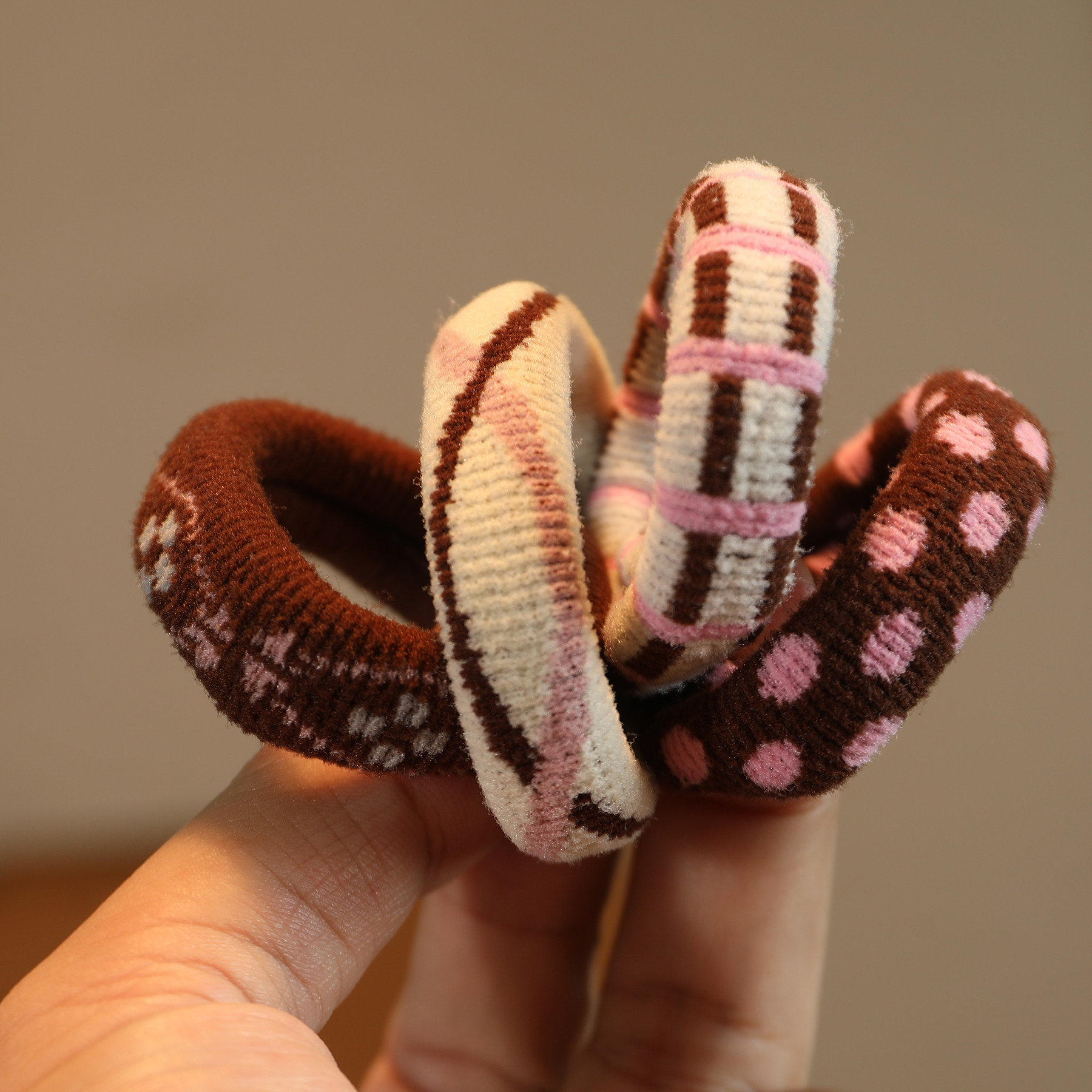 儿童复古费尔岛风加厚毛巾发圈女童高弹力扎马尾头绳百搭耐用皮筋,淘宝优惠券,粉丝福利购,淘宝优惠卷