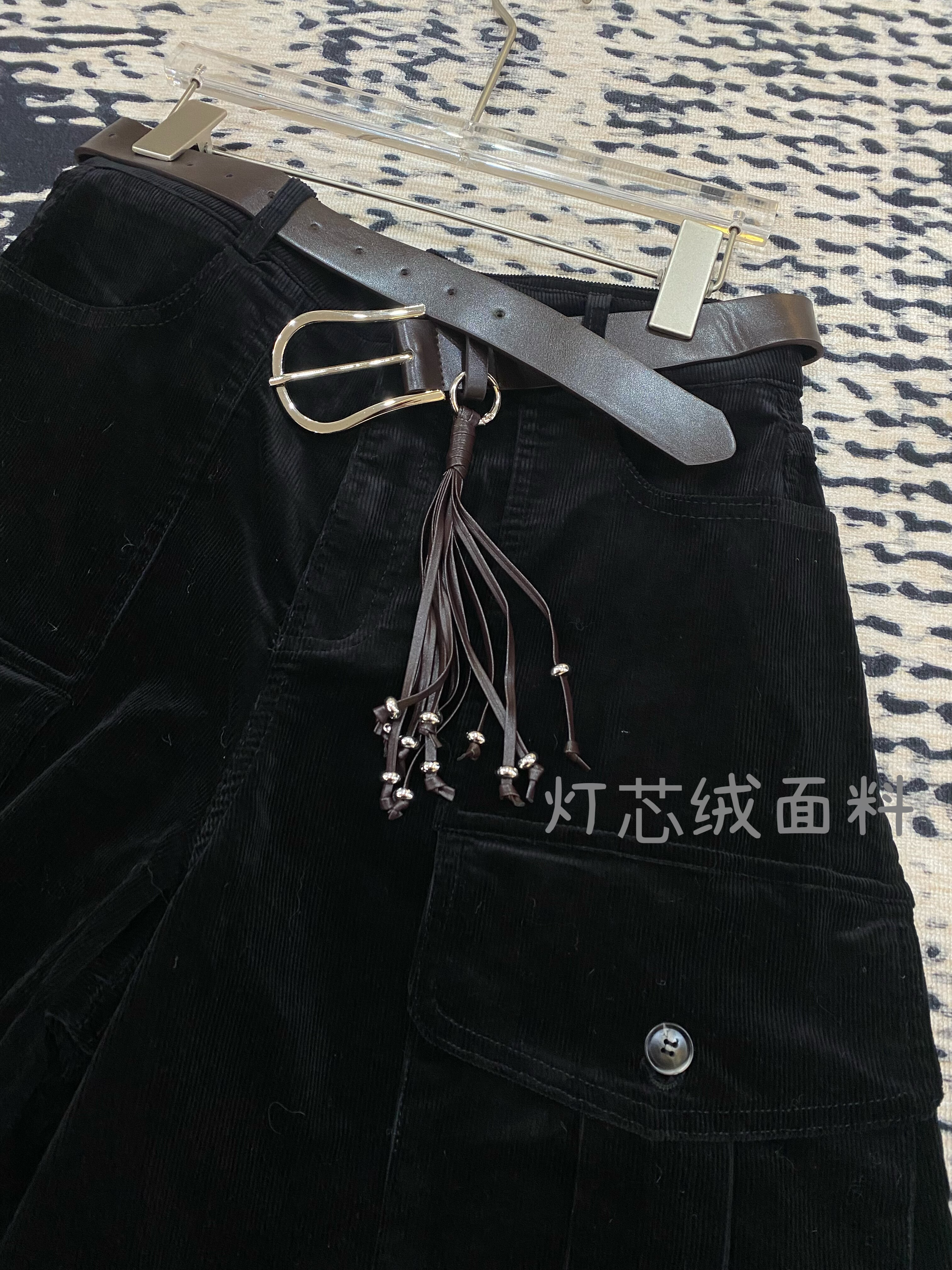 2025秋冬新款宽松显瘦直筒六分短裤高品质欧货复古口袋工装中裤潮,淘宝优惠券,粉丝福利购,淘宝优惠卷