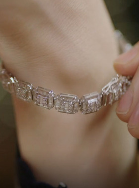 以爱为营白鹿郑书意同款手链方形满钻银色2023新款百搭时尚手饰女