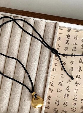 祥云福袋胖福小金坨项链女新中式黑色编织绳元宝锁骨链高级感配饰