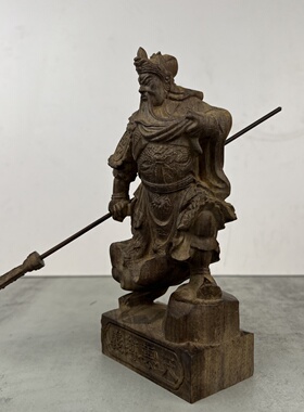 越南沉香木雕关公忠义武圣像摆件