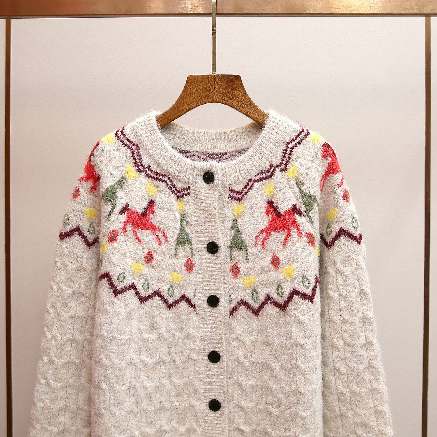 深圳南油高端女装春季新款法式费尔岛撞色圆领毛绒绒针织衫外套女,淘宝优惠券,粉丝福利购,淘宝优惠卷